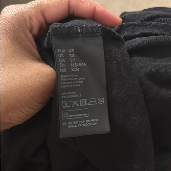 Balmain x H&M Black T-Shirt for Women - Picture 6 of 6